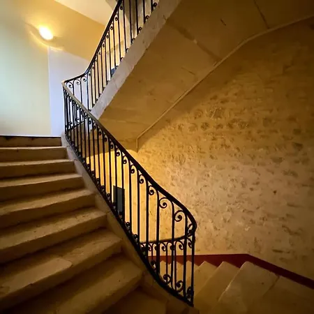 - Le Saugeron - Appartement Blaye Buitenkant foto